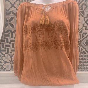OFF THE SHOULDER BOHEMIAN BLOUSE